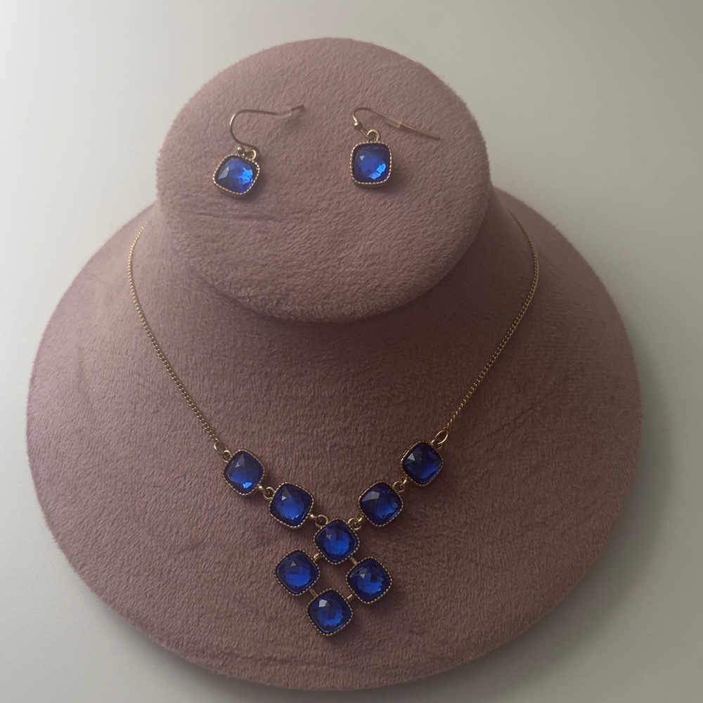 Elegant Blue Crystal Necklace and Earring Set